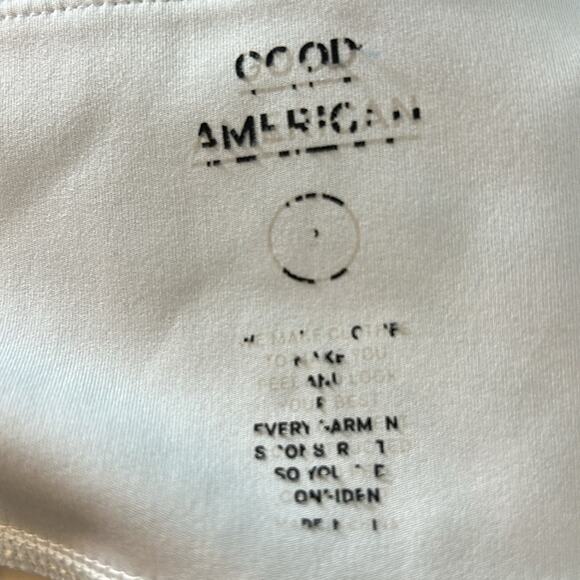 Good American Essentials Leopard Foil Crop Leggings size 8 - Picture 10 of 13